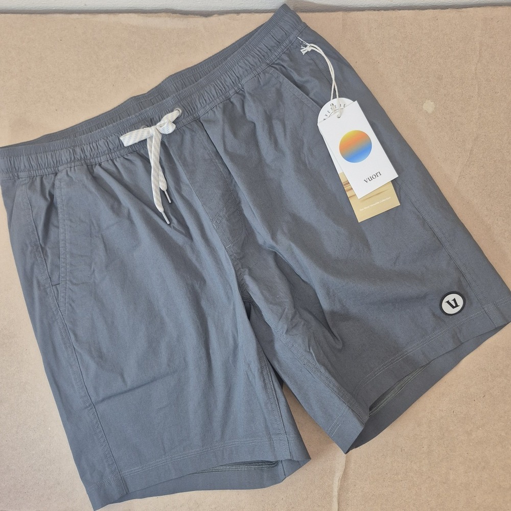 NWT Vuori Kore Everyday Short Lined 7.5" Men's Medium Dark Pewter Performance